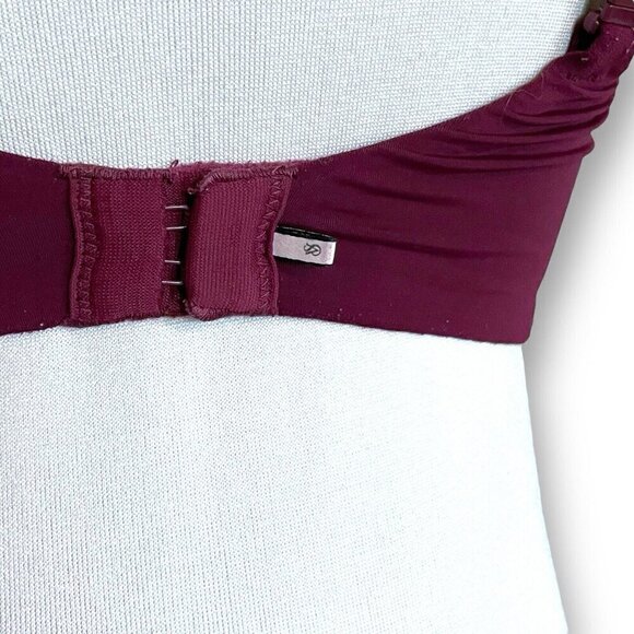 Victorias Secret 32D Bra Purple Lightly Lined Wireless T-shirt Multiway Straps - Picture 5 of 6